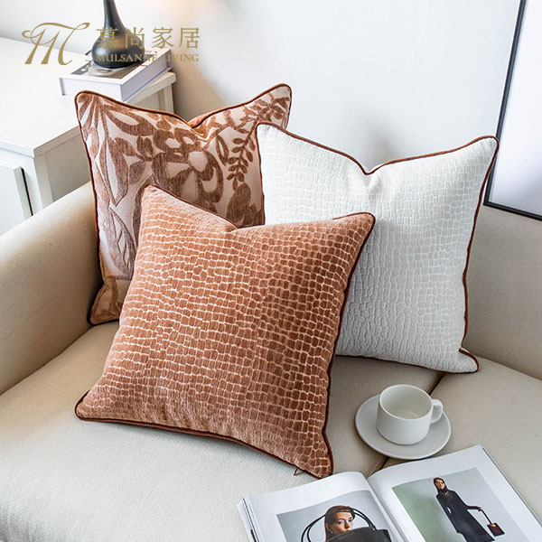 雪妮爾緹花抱枕